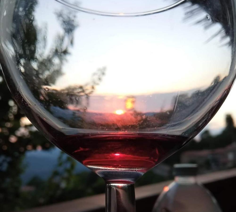 Vetulonia Romantica Екстериор снимка